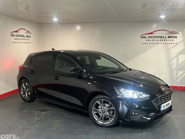 Ford Focus Hatchback, Diesel, 2022, Black