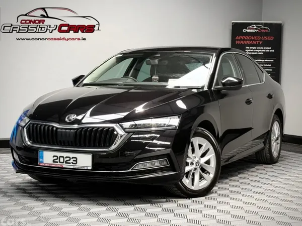 Skoda Octavia Hatchback, Diesel, 2023, Black
