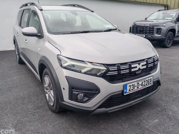 Dacia Jogger MPV, Petrol, 2023, Grey