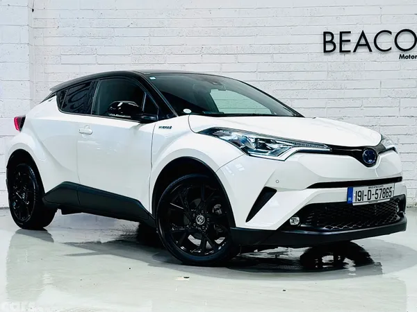 Toyota C-HR SUV, Petrol Hybrid, 2019, White