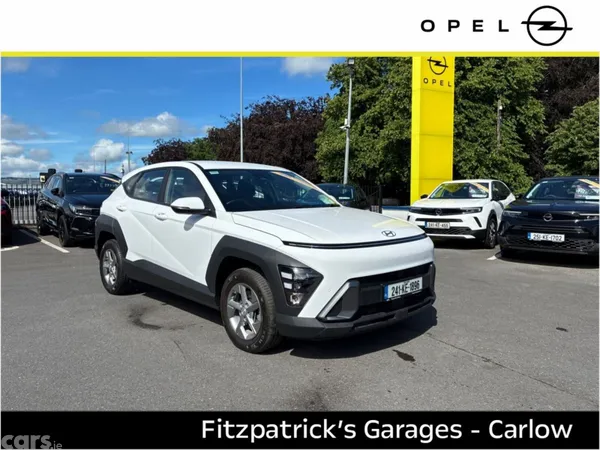 Hyundai KONA MPV, Petrol, 2024, White