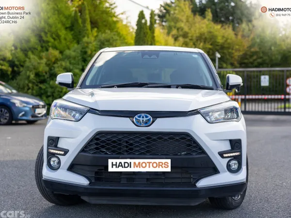 Toyota Raize SUV, Petrol Hybrid, 2022, White