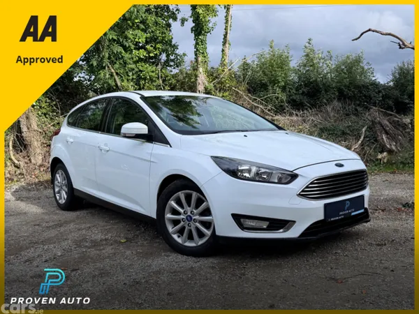Ford Focus Hatchback, Petrol, 2015, White