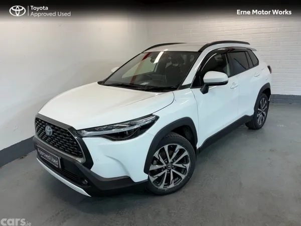 Toyota Corolla Cross Hatchback, Petrol Hybrid, 2023, White