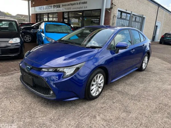 Toyota Corolla Saloon, Petrol Hybrid, 2021, Blue