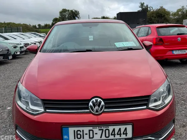 Volkswagen Polo Hatchback, Petrol, 2016, Red