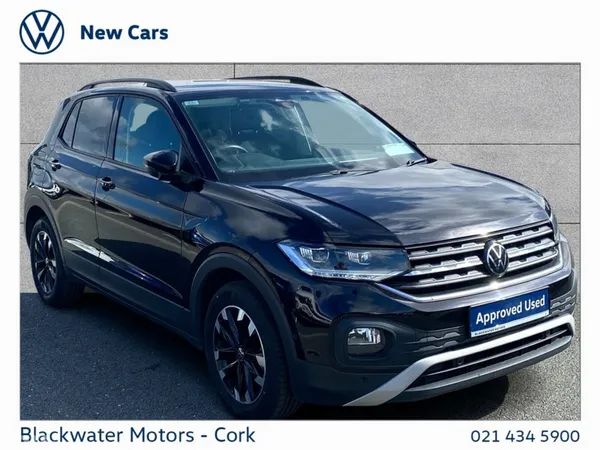 Volkswagen T-Cross Hatchback, Petrol, 2021, 