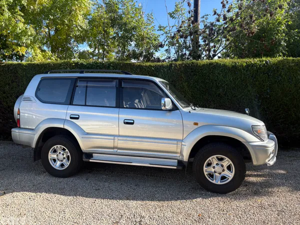 Toyota Land Cruiser SUV, Diesel, 1999, Silver