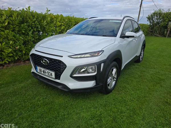 Hyundai KONA MPV, Petrol, 2018, White