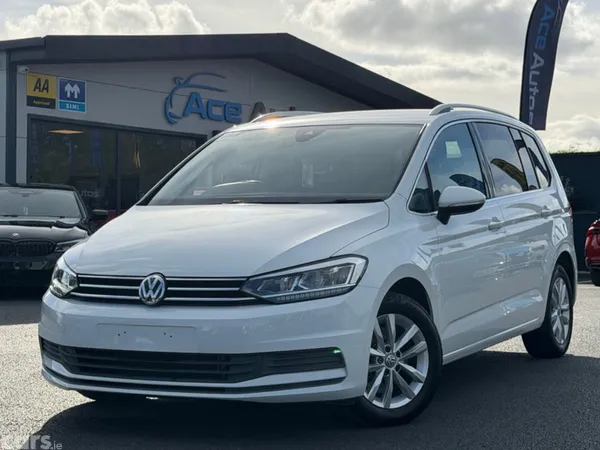 Volkswagen Touran MPV, Diesel, 2019, White