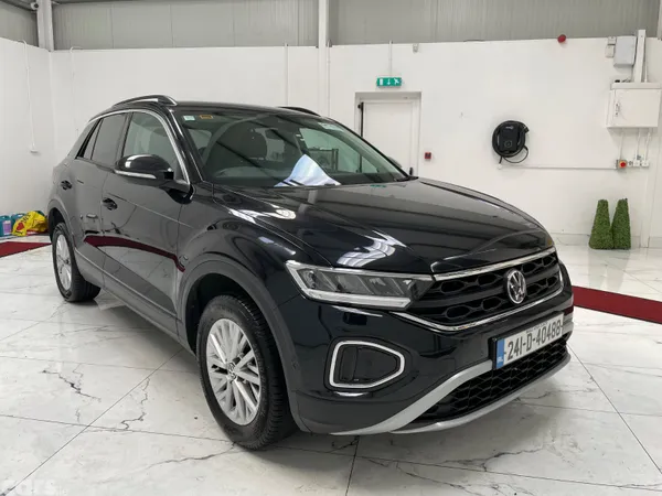 Volkswagen T-Roc SUV, Petrol, 2024, Black