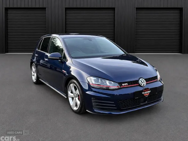 Volkswagen Golf , Petrol, 2015, Blue