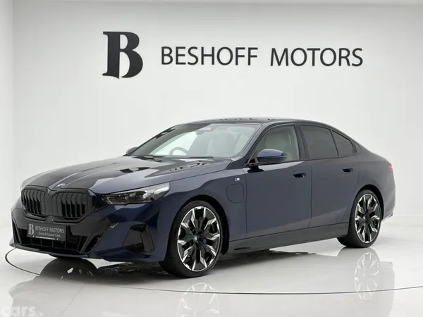 BMW 5-Series Saloon, Petrol Plug-in Hybrid, 2024, Blue