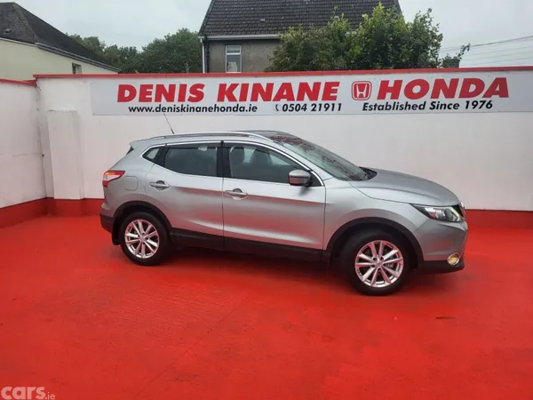 Nissan Qashqai Hatchback, Diesel, 2016, Silver