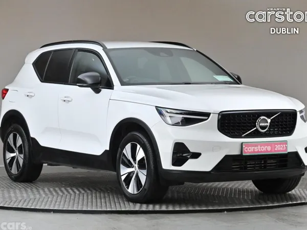 Volvo XC40 SUV, Petrol Plug-in Hybrid, 2023, White