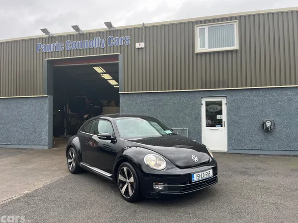 Volkswagen Beetle Hatchback, Petrol, 2015, Black