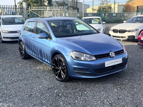 Volkswagen Golf Hatchback, Petrol, 2015, Blue