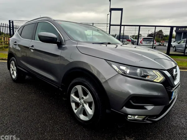 Nissan Qashqai MPV, Diesel, 2021, Grey