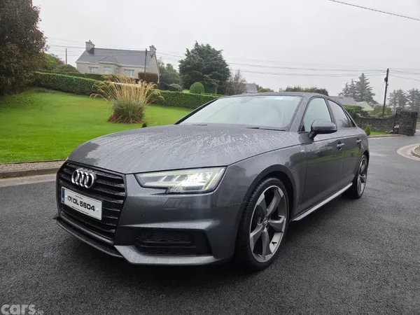 Audi A4 Saloon, Diesel, 2017, Grey