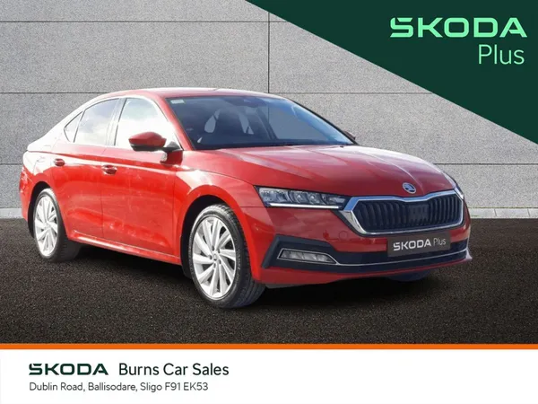 Skoda Octavia Saloon, Diesel, 2024, Red
