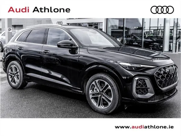 Audi Q5 SUV, Petrol Plug-in Hybrid, 2027, Black
