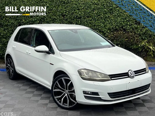 Volkswagen Golf Hatchback, Petrol, 2017, White
