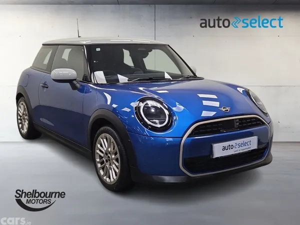 Mini Cooper Hatchback, Petrol, 2025, Blue