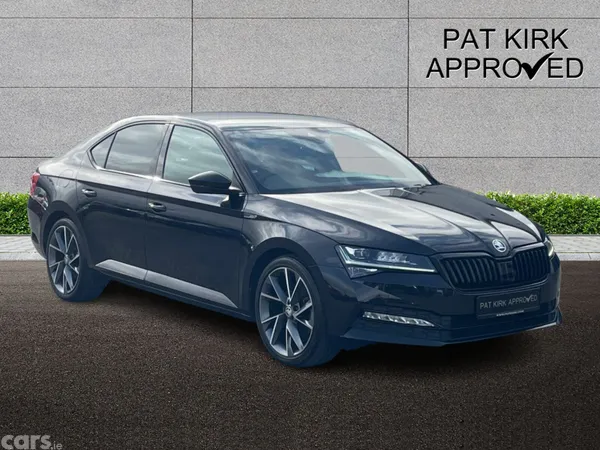 Skoda Superb Hatchback, Diesel, 2024, Black