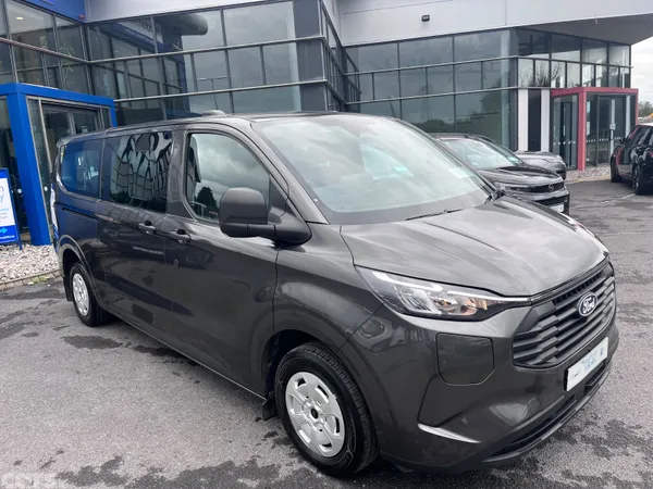 Ford Tourneo Custom MPV, Petrol Plug-in Hybrid, 2026, Grey