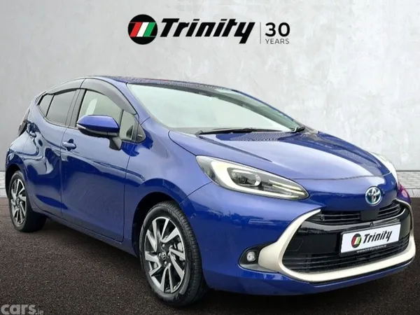 Toyota Aqua Hatchback, Petrol Hybrid, 2022, Blue