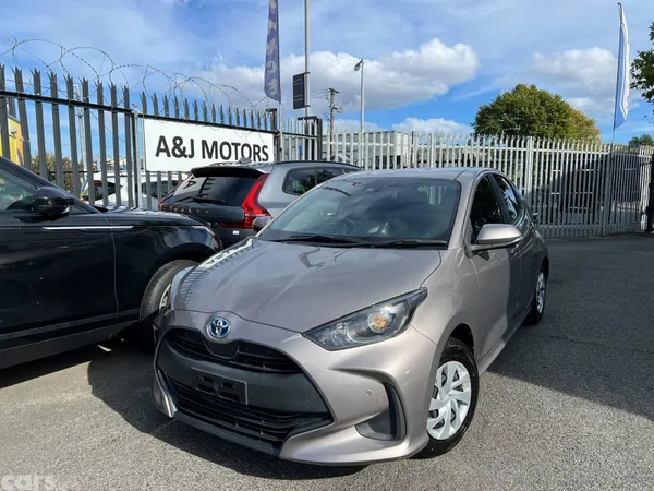 Toyota Yaris Hatchback, Petrol Hybrid, 2021, Grey