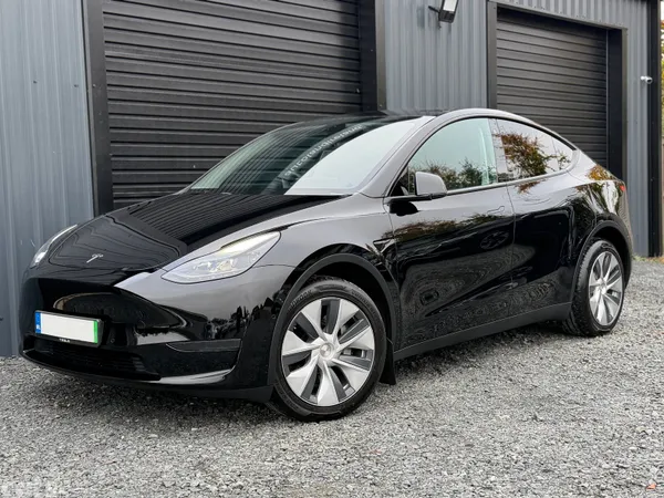 Tesla Model Y SUV, Electric, 2022, Black