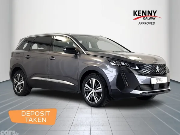 Peugeot 5008 MPV, Diesel, 2024, Grey