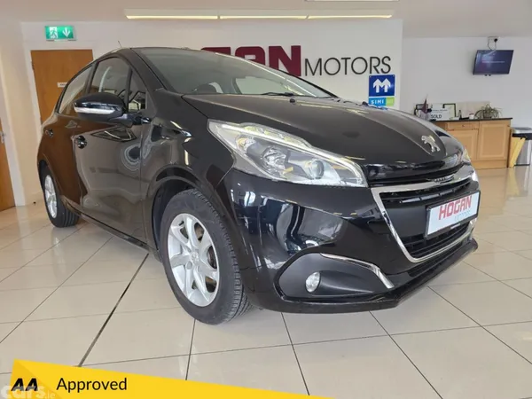 Peugeot 208 Hatchback, Petrol, 2018, Black