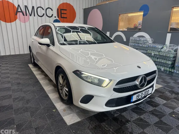 Mercedes-Benz A-Class Hatchback, Petrol, 2019, White
