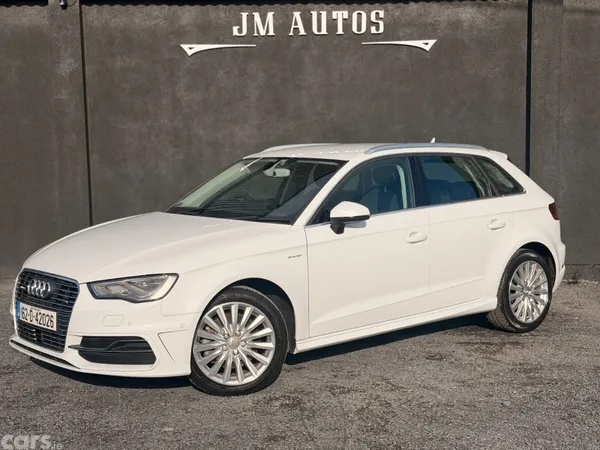 Audi A3 Hatchback, Petrol Plug-in Hybrid, 2016, White