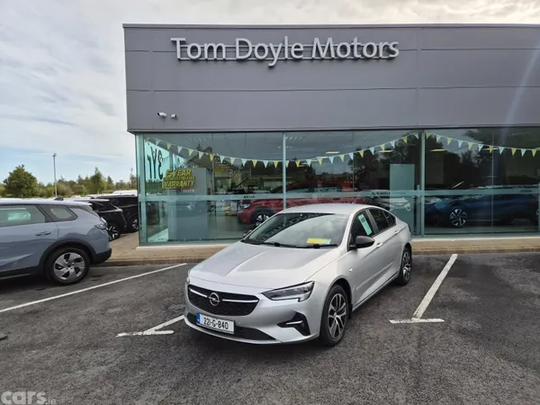Opel Insignia Hatchback, Diesel, 2022, Grey