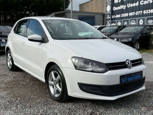 Volkswagen Polo Hatchback, Petrol, 2012, White