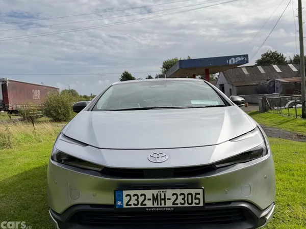 Toyota Prius Hatchback, Petrol Hybrid, 2023, Silver