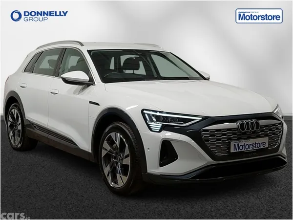 Audi Q8 SUV, Electric, 2023, White