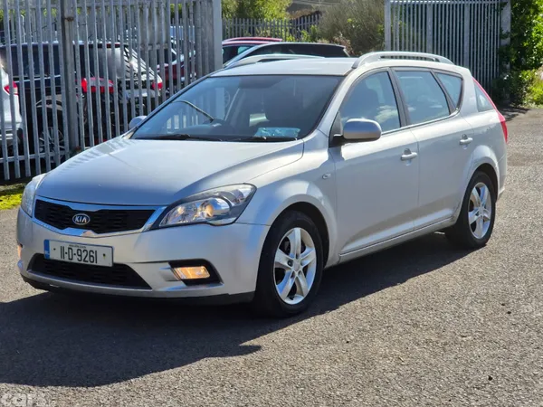 Kia Ceed Estate, Diesel, 2011, Silver