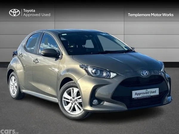 Toyota Yaris Hatchback, Petrol, 2024, Bronze