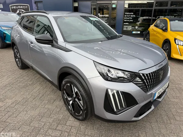 Peugeot 2008 MPV, Petrol, 2024, Grey