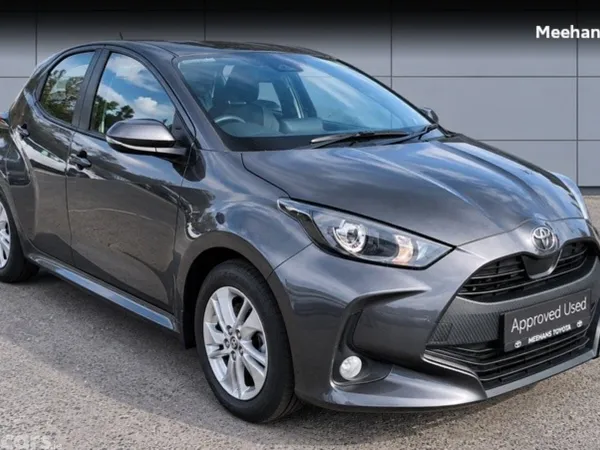 Toyota Yaris Hatchback, Petrol Hybrid, 2026, Grey