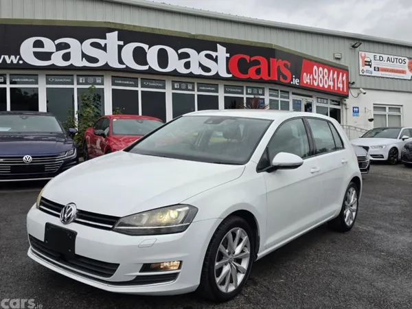Volkswagen Golf Hatchback, Petrol, 2015, White
