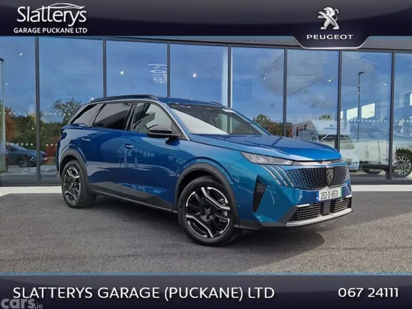 Peugeot 5008 SUV, Electric, 2025, Blue