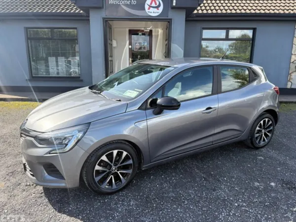 Renault Clio Hatchback, Petrol, 2023, Grey