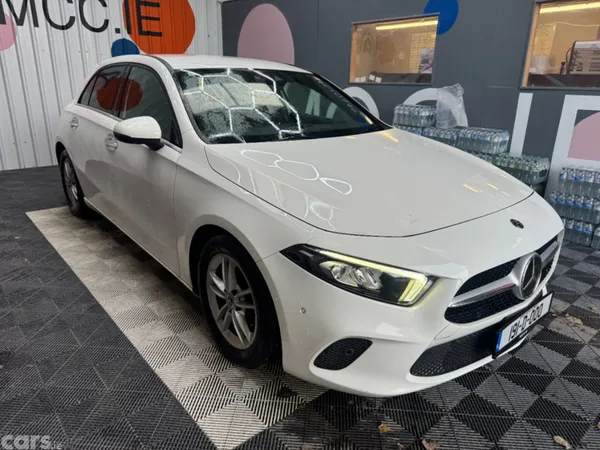 Mercedes-Benz A-Class Hatchback, Diesel, 2019, White