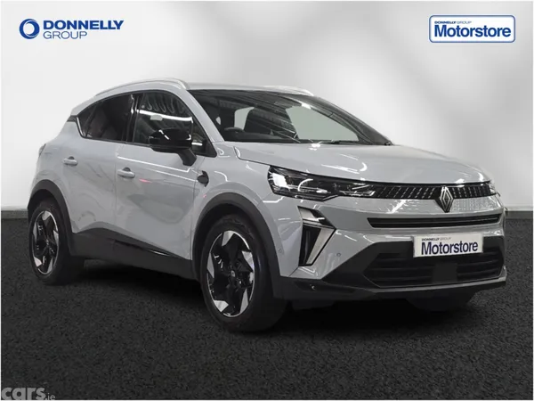 Renault Captur Hatchback, Petrol, 2026, Grey