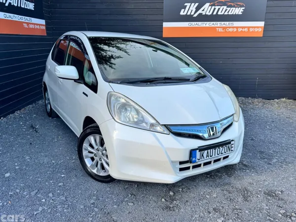 Honda Fit Hatchback, Petrol Hybrid, 2012, White